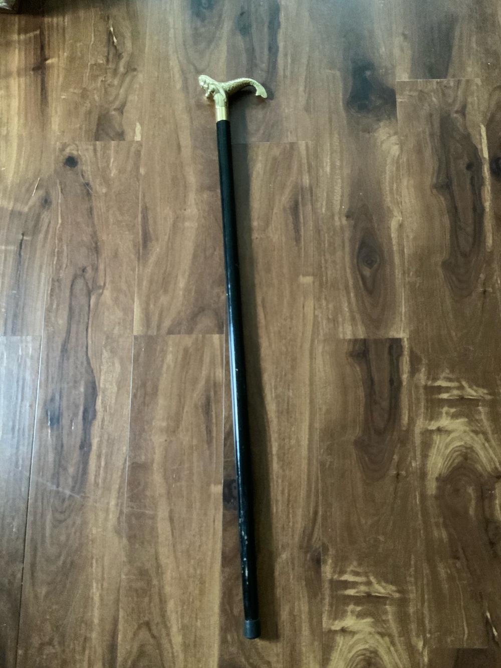 Vtg brass unisex  mermaid walking stick. Pre own with minor cosmetic scratches.